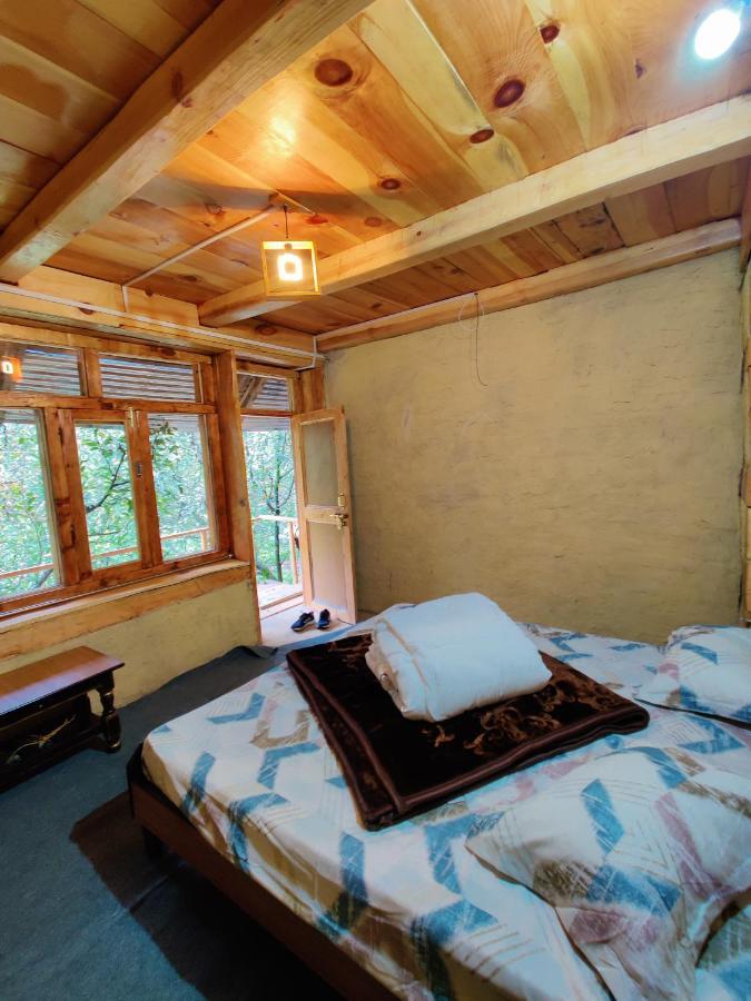 Yalakhom Otel Tosh Dış mekan fotoğraf