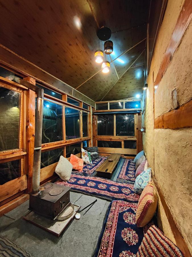 Yalakhom Otel Tosh Dış mekan fotoğraf