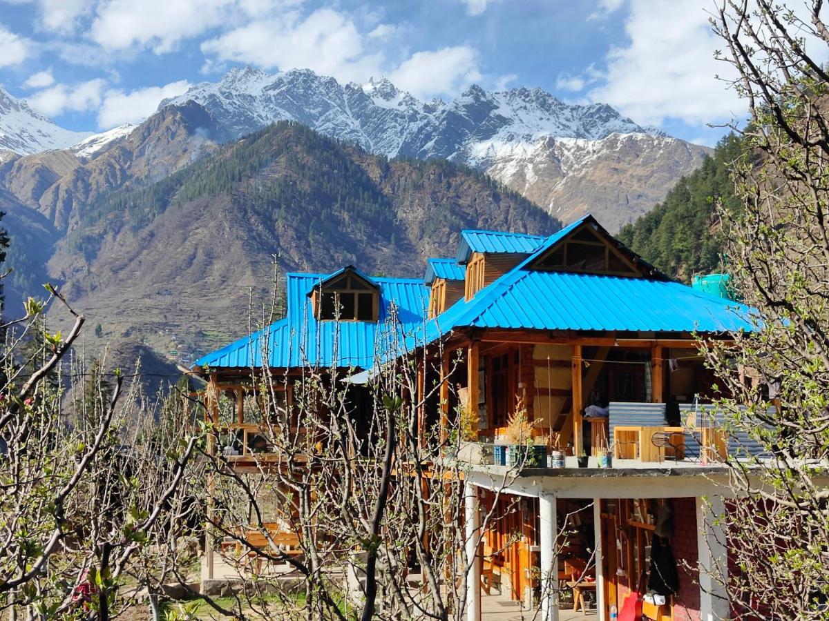 Yalakhom Otel Tosh Dış mekan fotoğraf